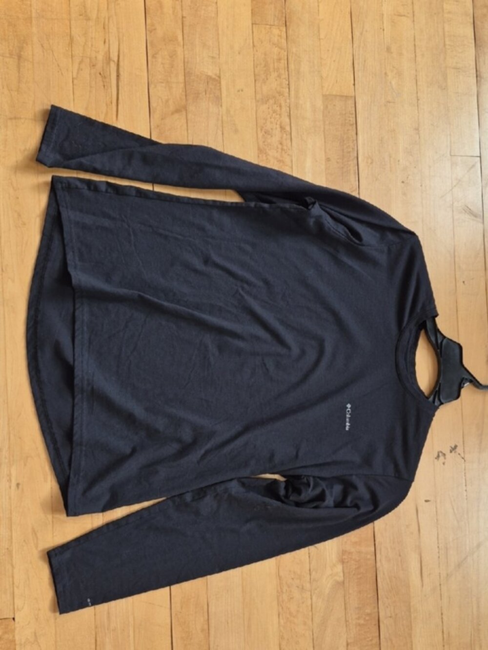 Columbia Black Long Sleeve Crewneck Performance Shirt